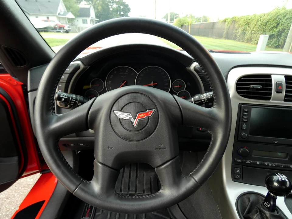 2005 Chevrolet Corvette C6 - Image 26 of 31