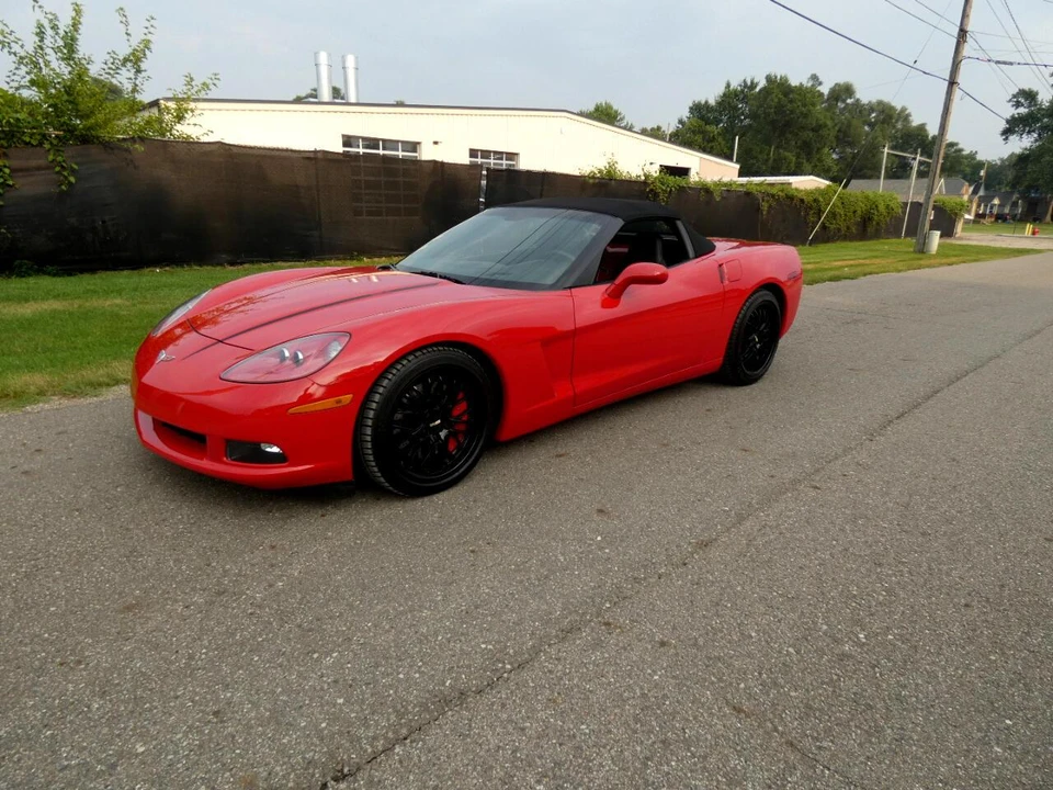 2005 Chevrolet Corvette C6 - Image 3 of 31