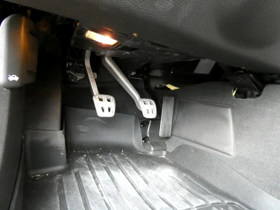 2005 Chevrolet Corvette C6 - Image 30 of 31