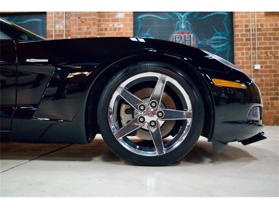 2005 Chevrolet Corvette C6 - Image 11 of 31