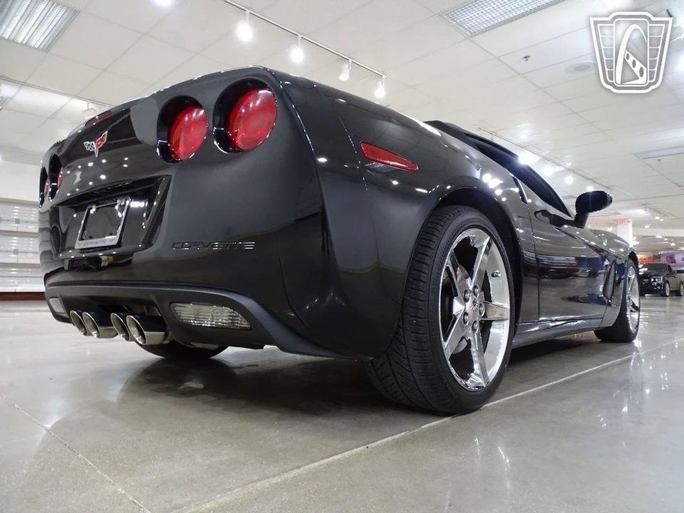 2005 Chevrolet Corvette C6 - Image 19 of 21