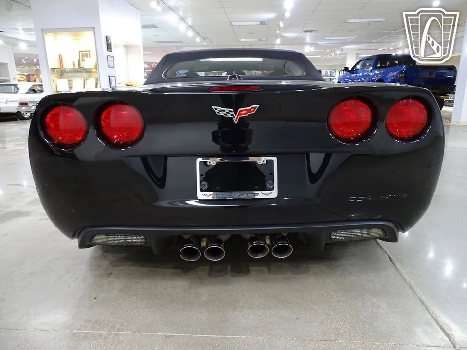 2005 Chevrolet Corvette C6 - Image 15 of 21