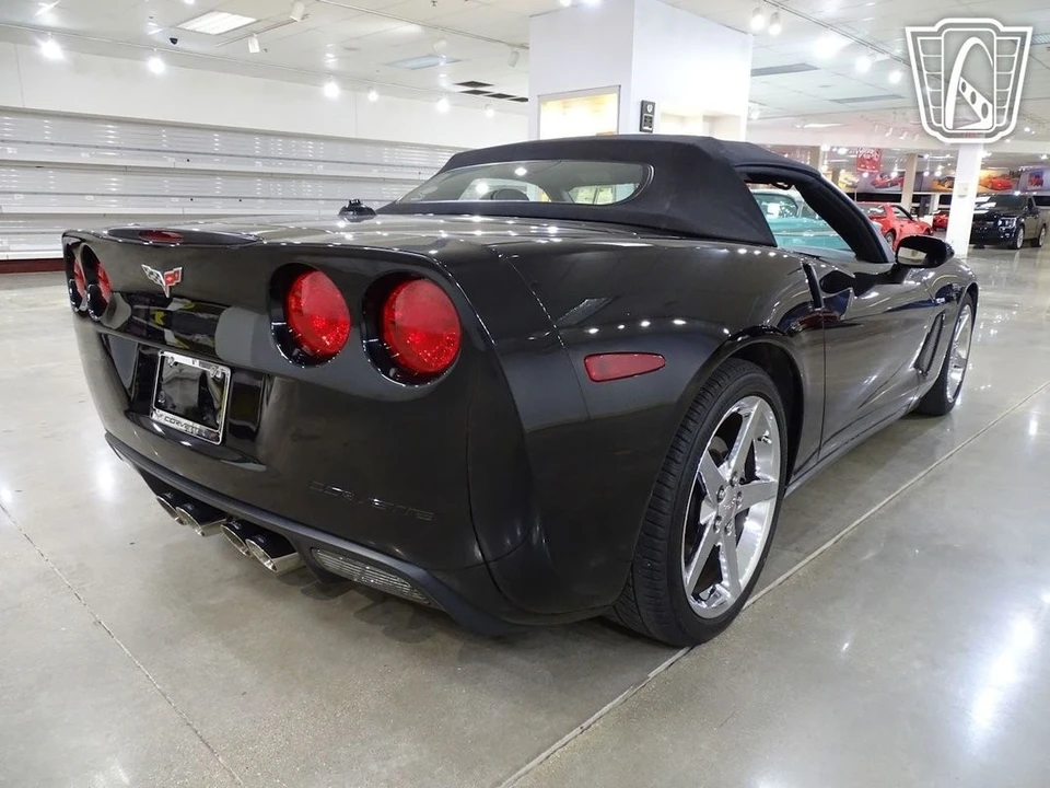 2005 Chevrolet Corvette C6 - Image 18 of 21