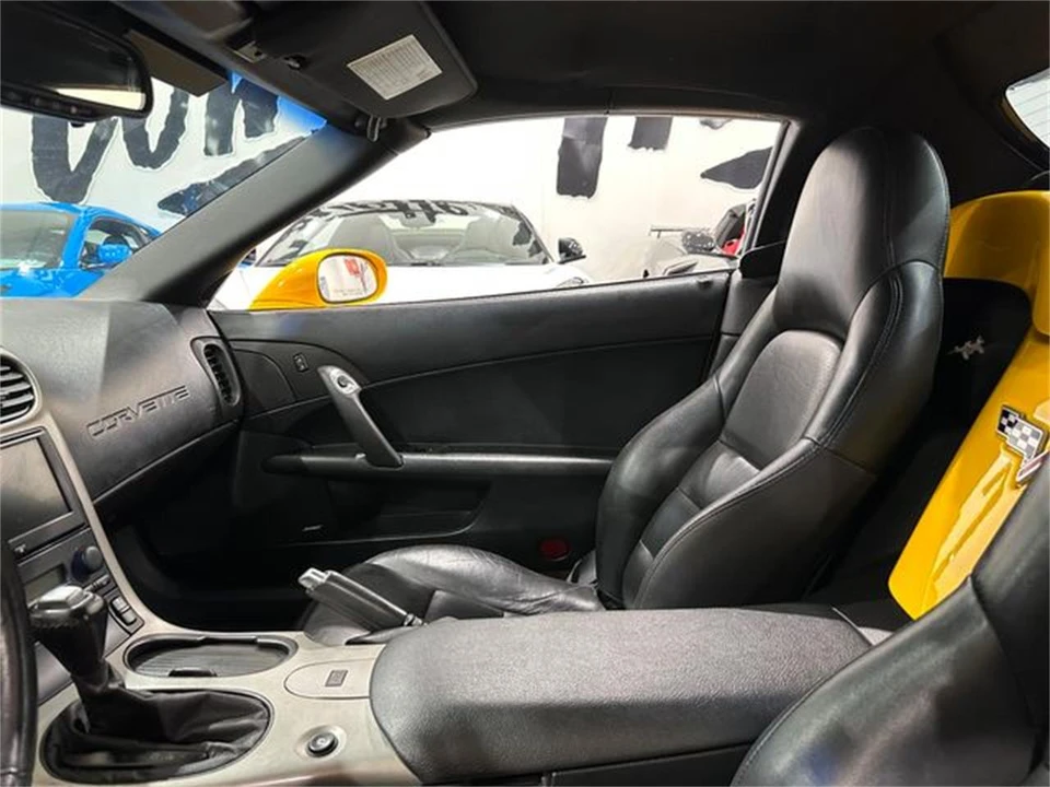 2005 Chevrolet Corvette C6 - Image 13 of 30