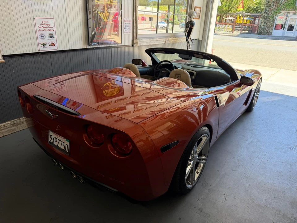2005 Chevrolet Corvette C6 - Image 2 of 7