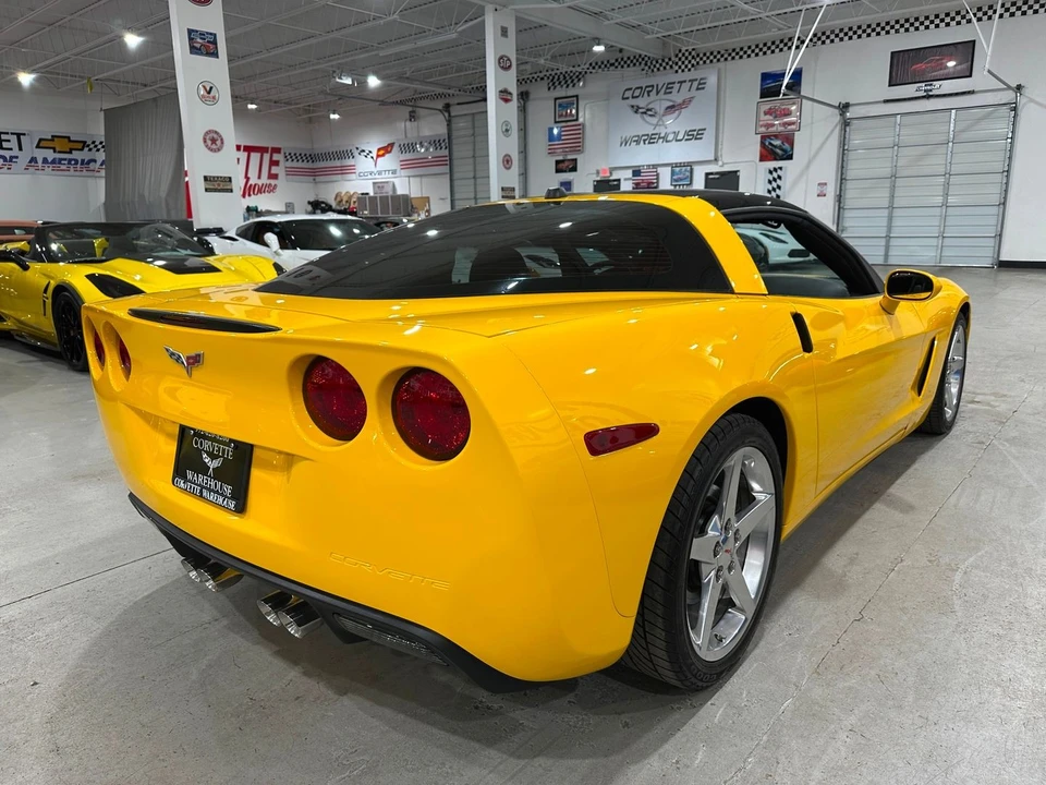 2005 Chevrolet Corvette C6 - Image 18 of 21
