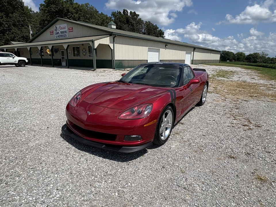 2005 Chevrolet Corvette C6 - Image 2 of 31