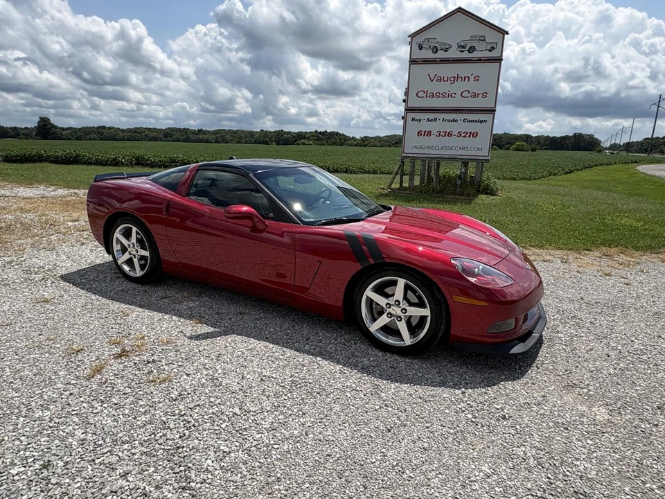 2005 Chevrolet Corvette C6 - Image 8 of 31