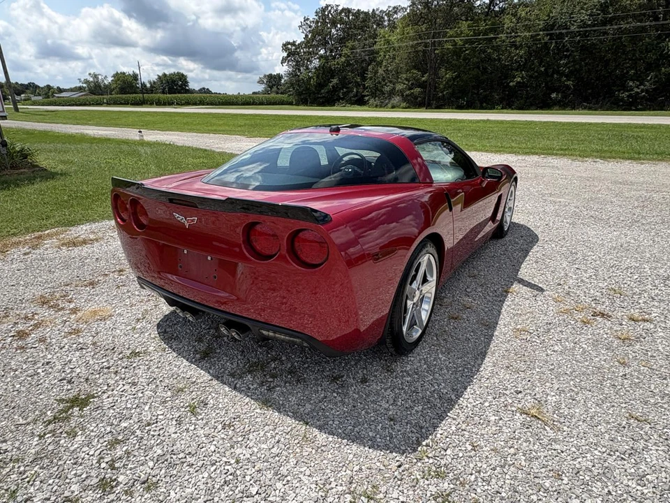 2005 Chevrolet Corvette C6 - Image 14 of 31