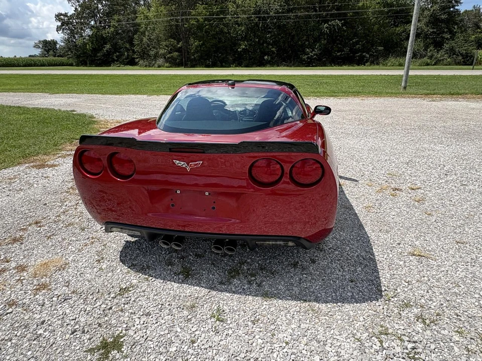 2005 Chevrolet Corvette C6 - Image 16 of 31