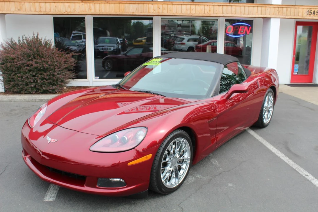 2005 Chevrolet Corvette C6 - Image 2 of 17