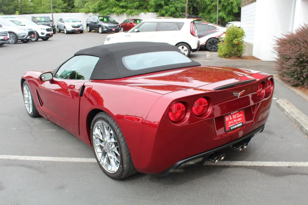 2005 Chevrolet Corvette C6 - Image 8 of 17