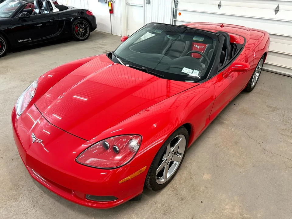 2005 Chevrolet Corvette C6 - Image 14 of 21