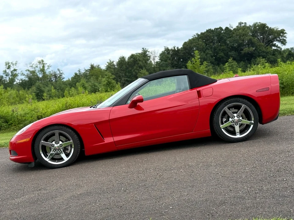 2005 Chevrolet Corvette C6 - Image 3 of 21