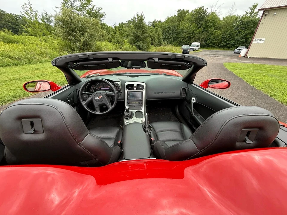 2005 Chevrolet Corvette C6 - Image 16 of 21