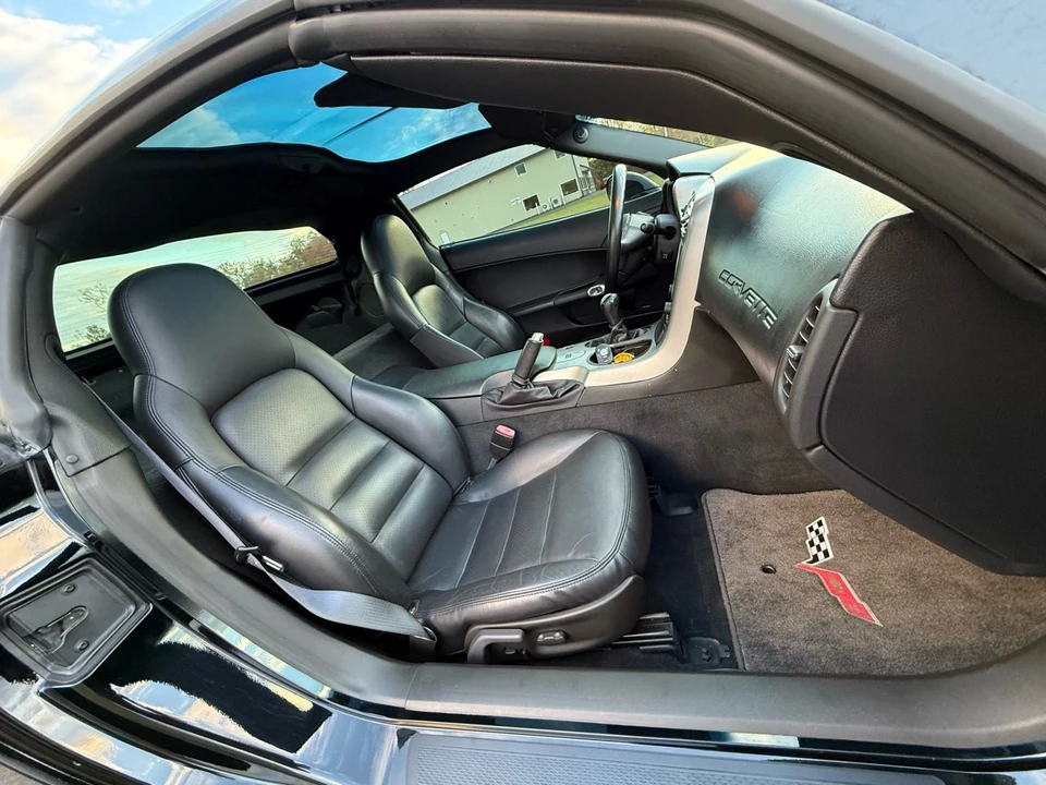 2005 Chevrolet Corvette C6 - Image 13 of 21