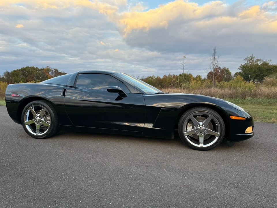 2005 Chevrolet Corvette C6 - Image 2 of 21