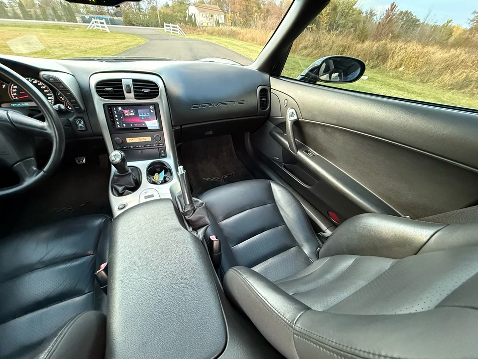 2005 Chevrolet Corvette C6 - Image 18 of 21