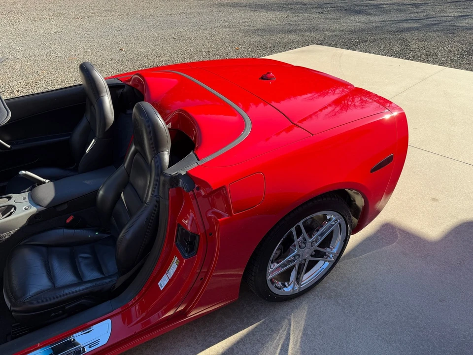 2005 Chevrolet Corvette C6 - Image 9 of 21