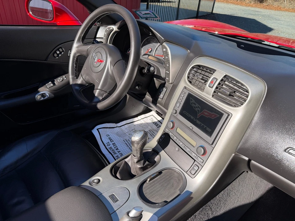 2005 Chevrolet Corvette C6 - Image 13 of 21