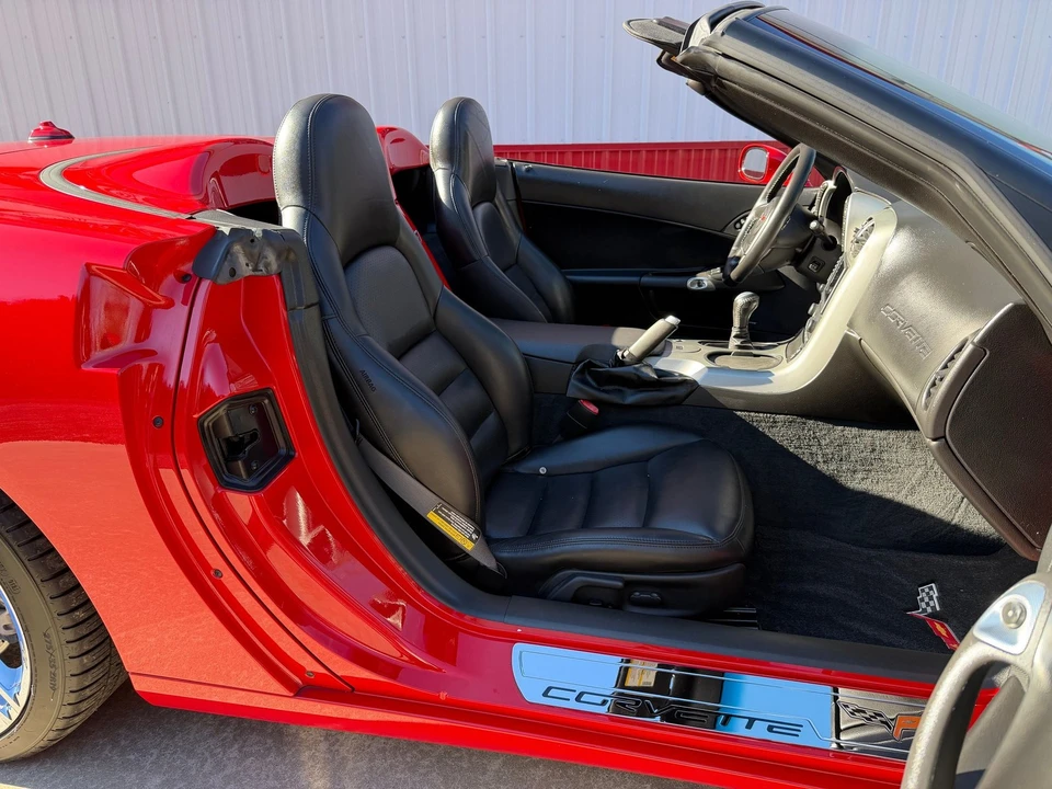 2005 Chevrolet Corvette C6 - Image 10 of 21