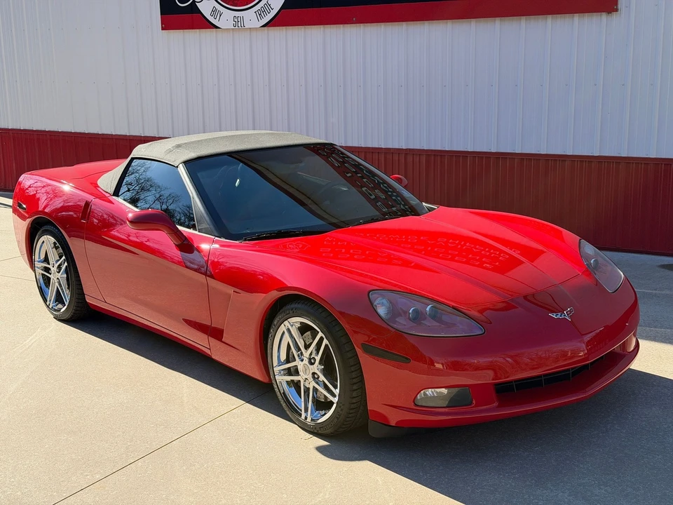 2005 Chevrolet Corvette C6 - Image 2 of 21