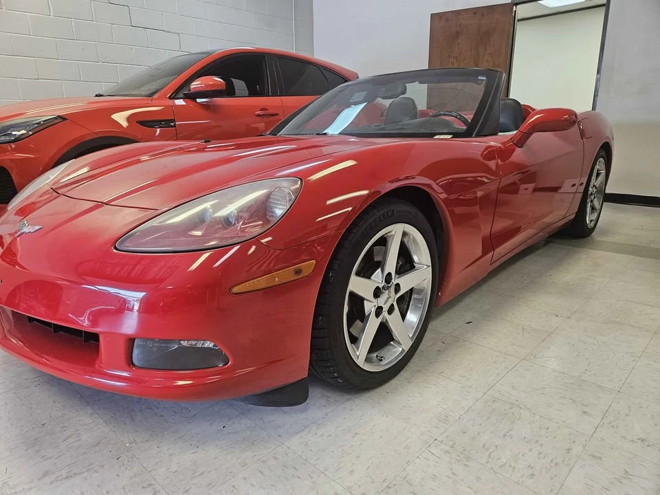 2005 Chevrolet Corvette C6 - Image 12 of 19