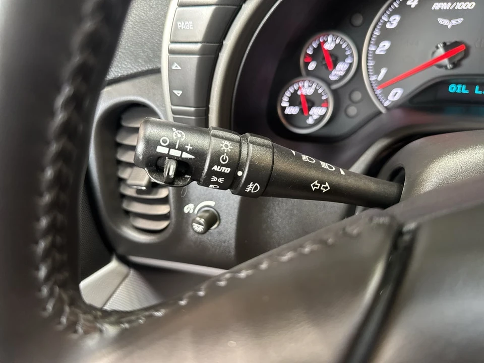 2005 Chevrolet Corvette C6 - Image 15 of 28