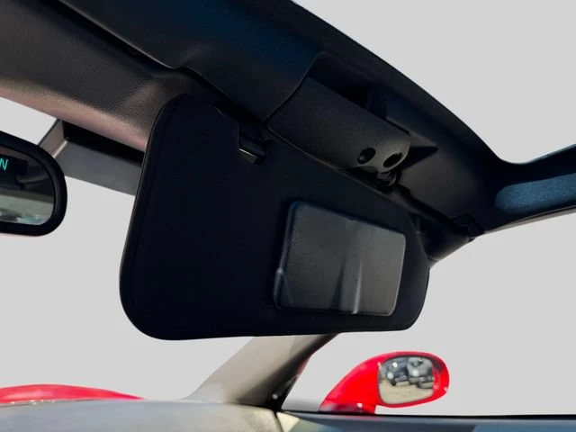 2005 Chevrolet Corvette C6 - Image 27 of 31