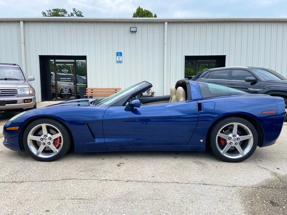 2005 Chevrolet Corvette C6 - Image 14 of 31