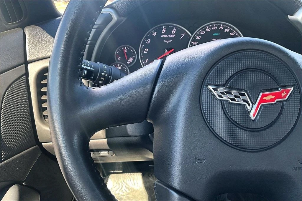 2005 Chevrolet Corvette C6 - Image 22 of 31