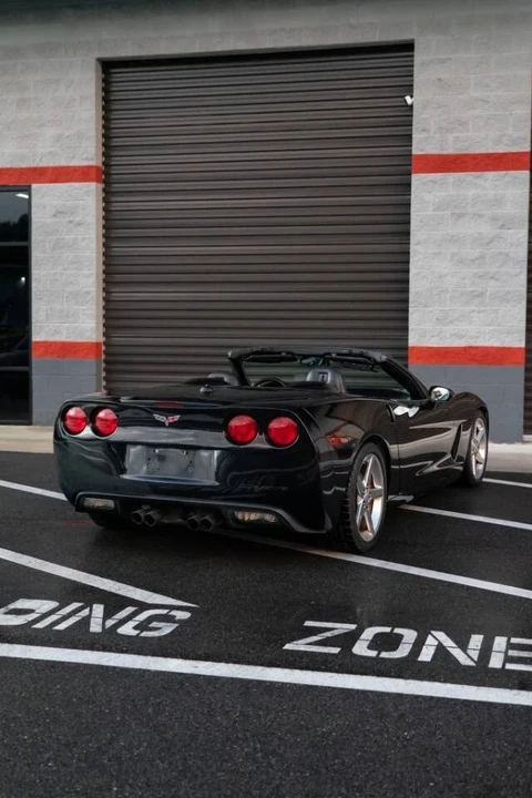 2005 Chevrolet Corvette C6 - Image 14 of 16