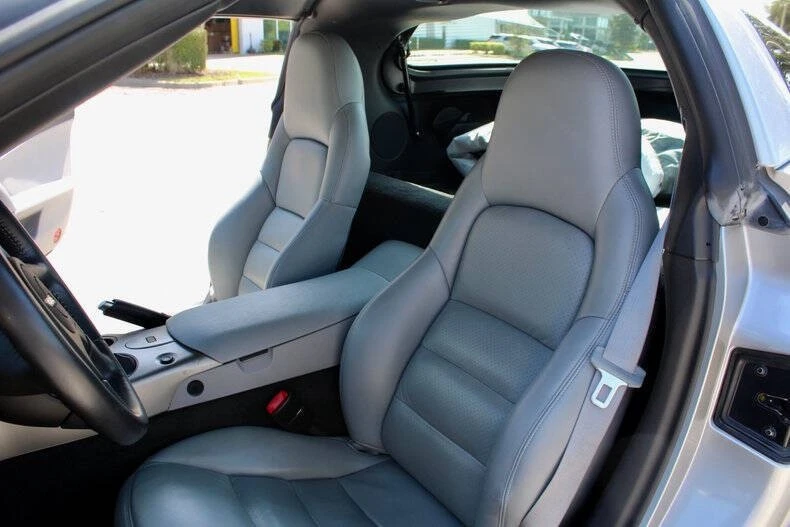 2005 Chevrolet - Image 31 of 31