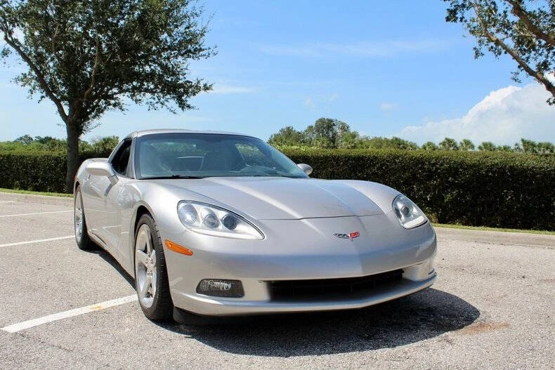 2005 Chevrolet Corvette C6 - Image 5 of 12