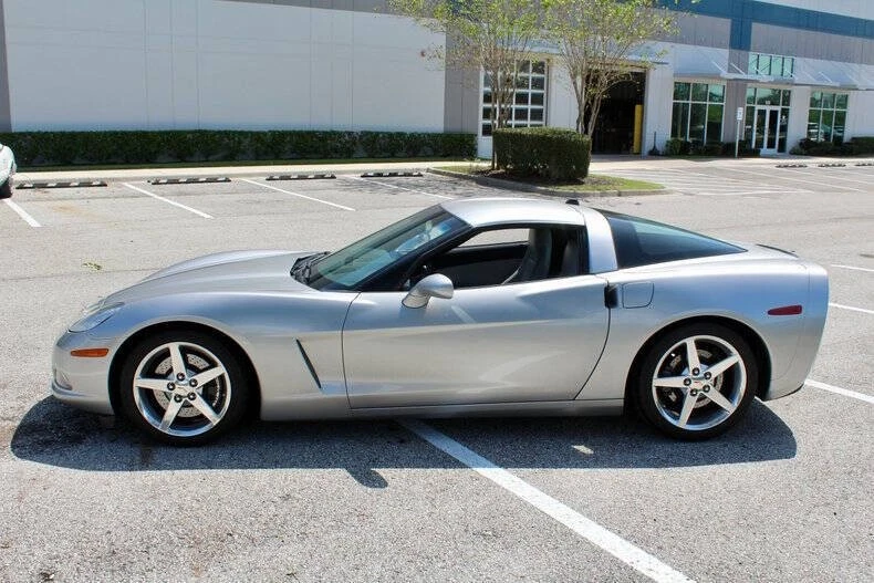 2005 Chevrolet - Image 20 of 31