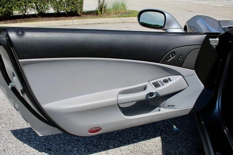 2005 Chevrolet - Image 29 of 31