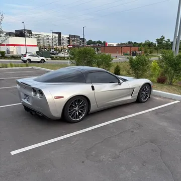 2005 Chevrolet Corvette Base