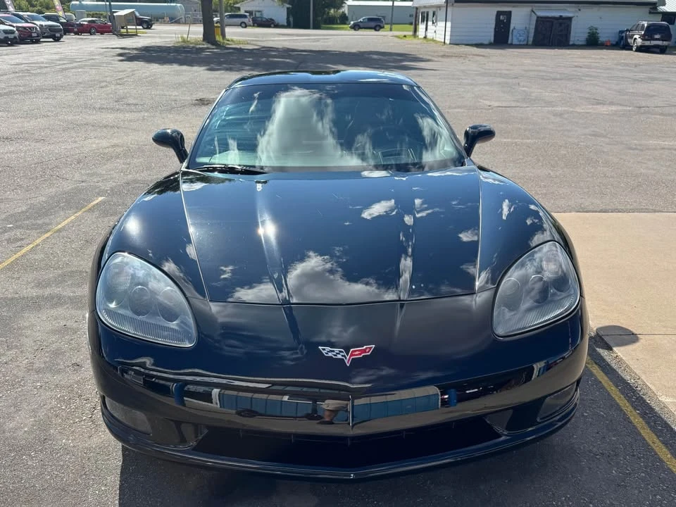 2005 Chevrolet Corvette C6 - Image 2 of 11
