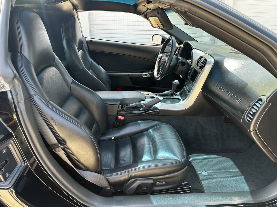 2005 Chevrolet Corvette C6 - Image 17 of 31