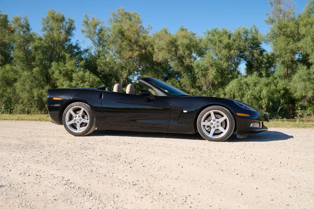 2005 Chevrolet Corvette C6 - Image 3 of 31