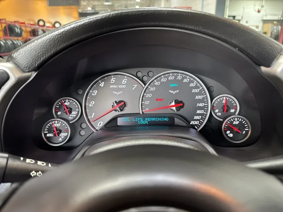 2005 Chevrolet Corvette C6 - Image 12 of 19