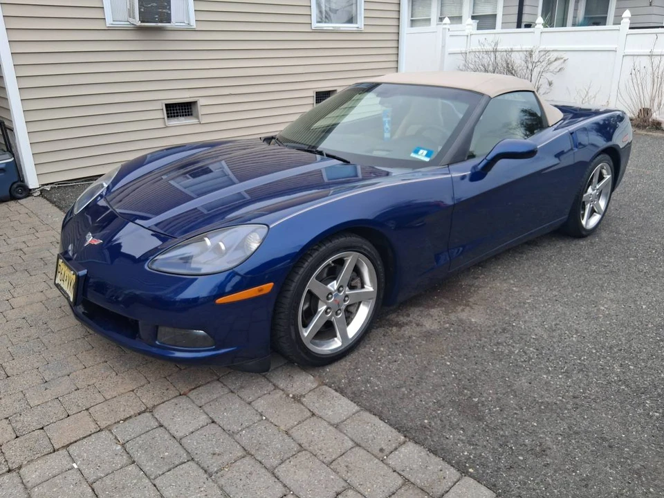 2005 Chevrolet Corvette C6 - Image 2 of 23