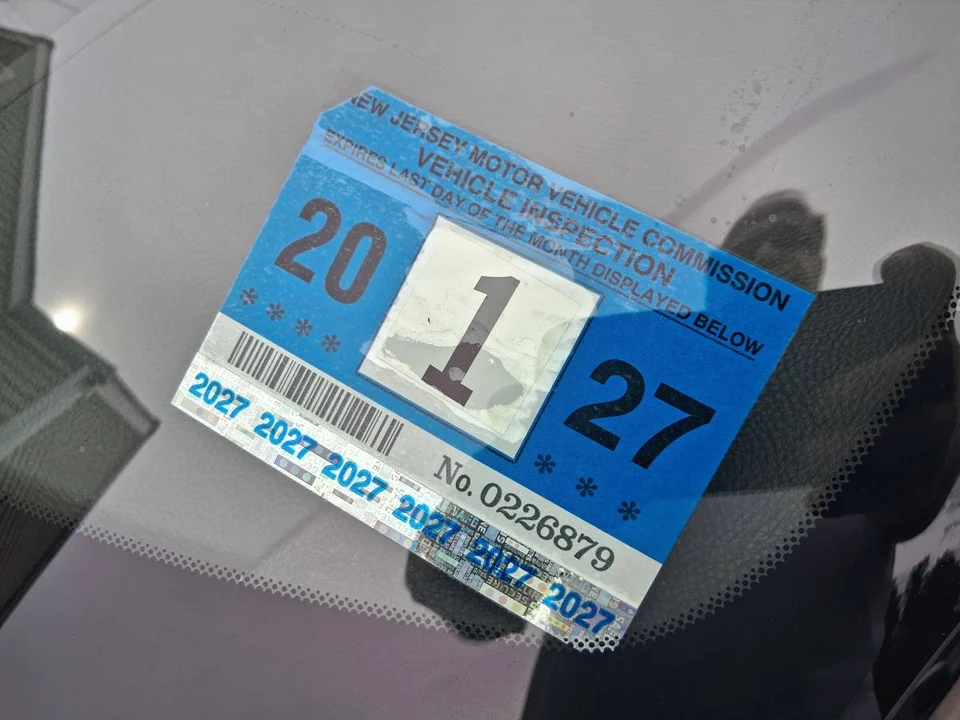 2005 Chevrolet Corvette C6 - Image 18 of 23