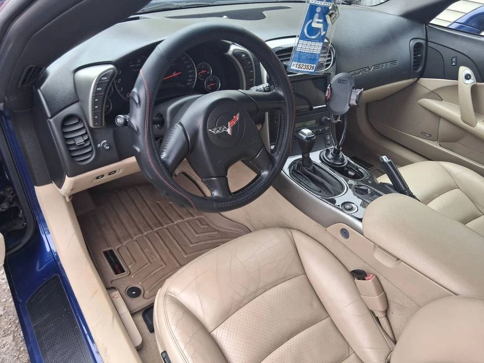 2005 Chevrolet Corvette C6 - Image 12 of 23