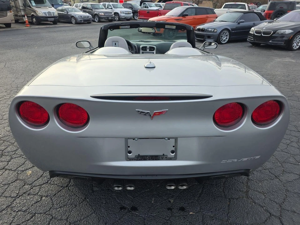 2005 Chevrolet Corvette C6 - Image 14 of 21
