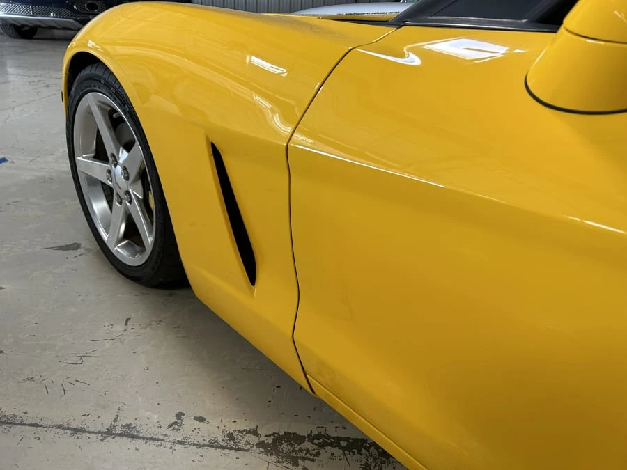 2005 Chevrolet Corvette Callaway - Image 11 of 31