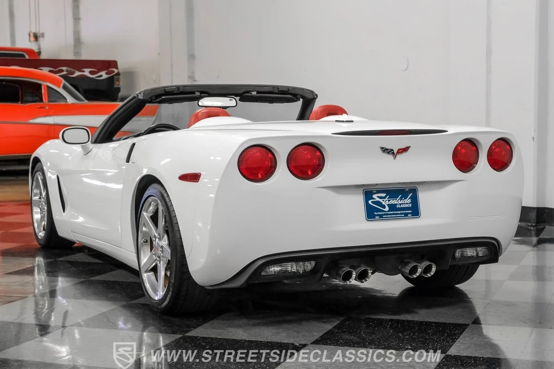 2005 Chevrolet Corvette C6 - Image 10 of 12