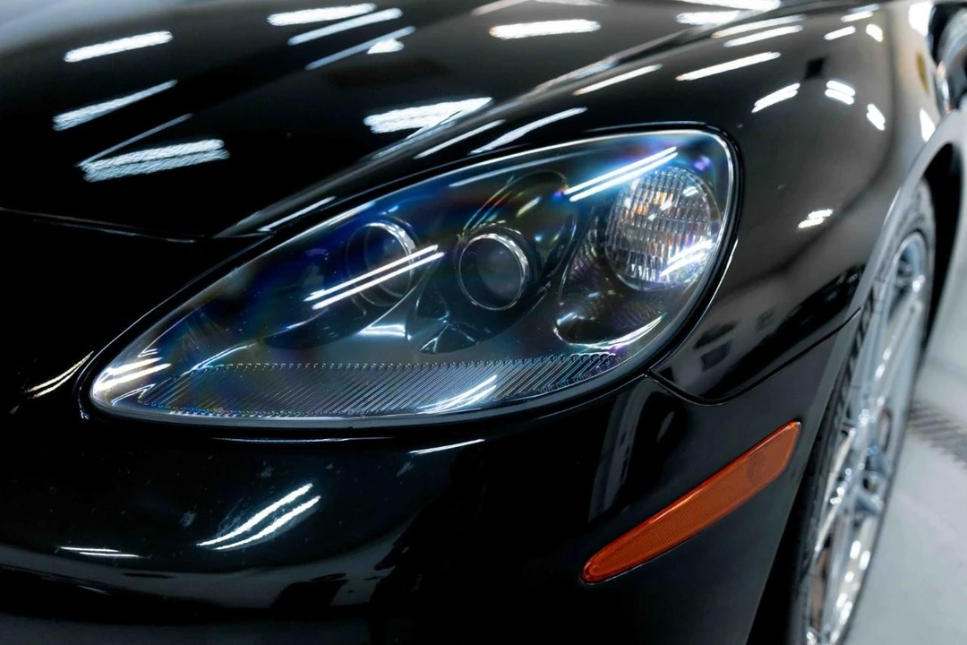 2005 Chevrolet Corvette C6 - Image 17 of 21