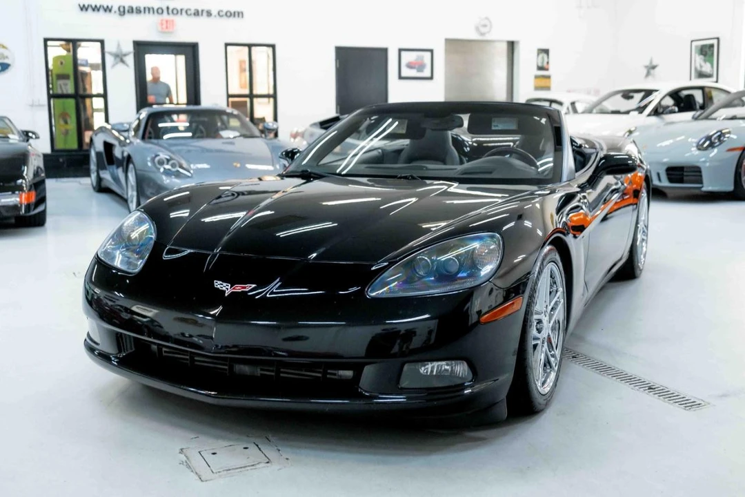 2005 Chevrolet Corvette C6 - Image 3 of 12