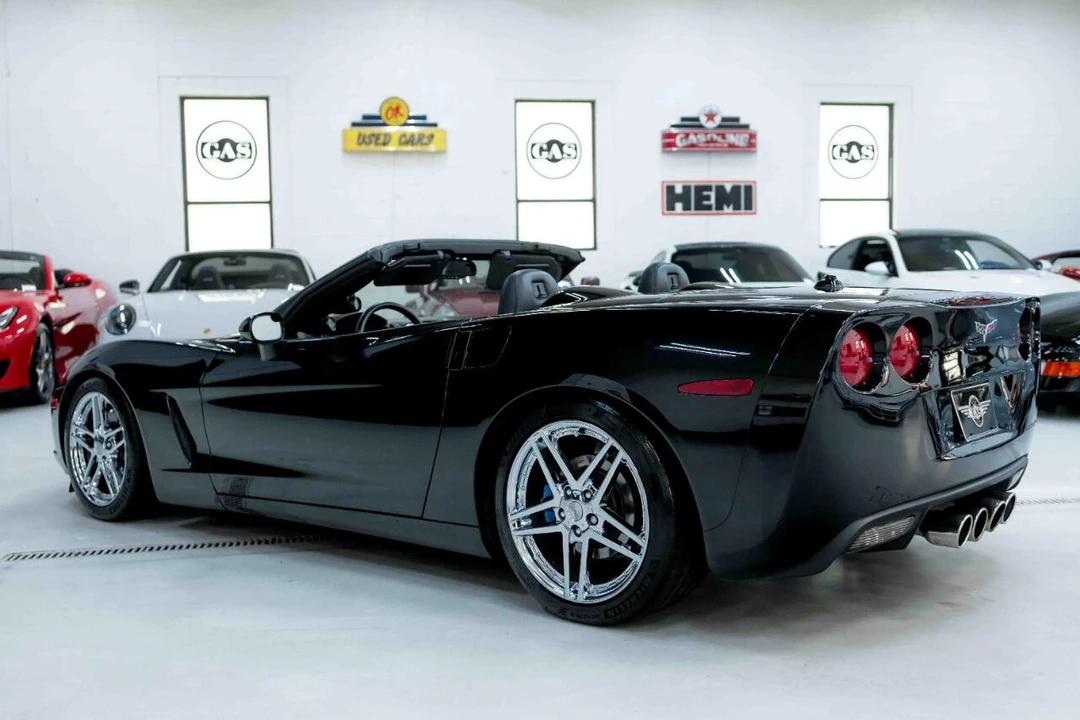 2005 Chevrolet Corvette C6 - Image 6 of 12
